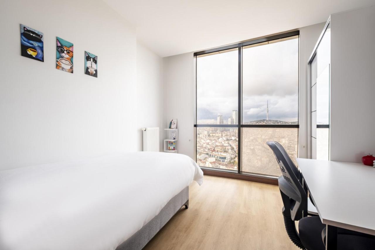 Charming Flat With City View In Atasehir Istanbul Exterior photo